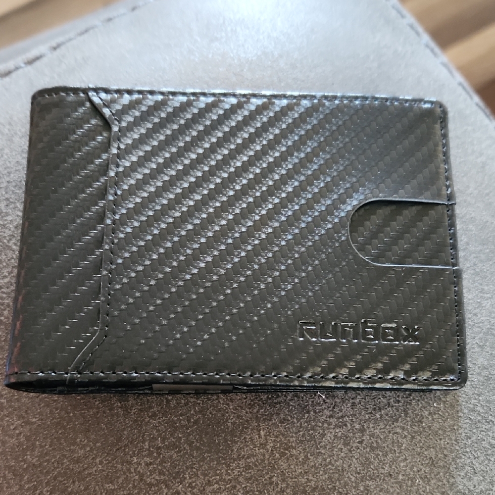 Black Mens Runbox Waller